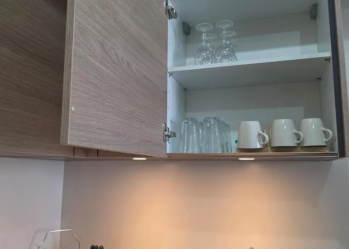 Apartment Florencia Coastal At Venice Grand Canal Mall Manila