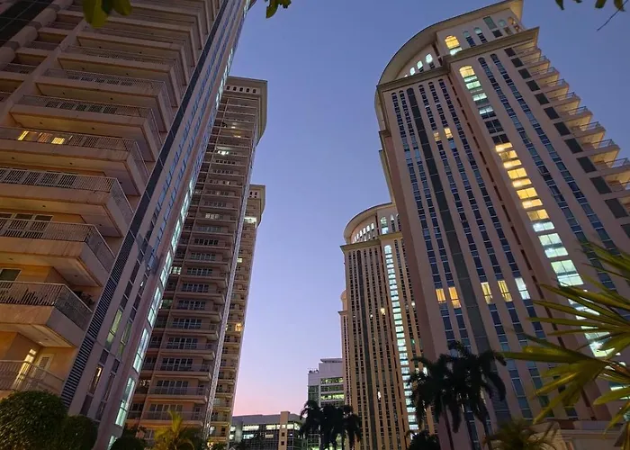 Apartment Florencia Coastal At Venice Grand Canal Mall Manila