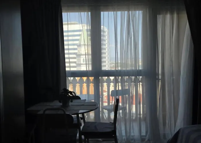 Florencia Coastal At Venice Grand Canal Mall Apartment Manila